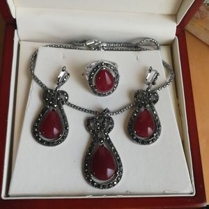 Jewelry set